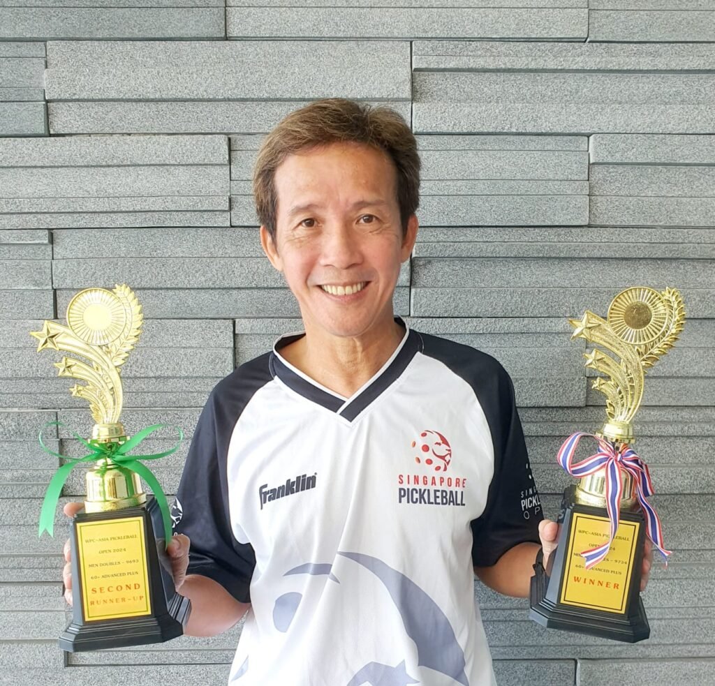 Roger Ho4